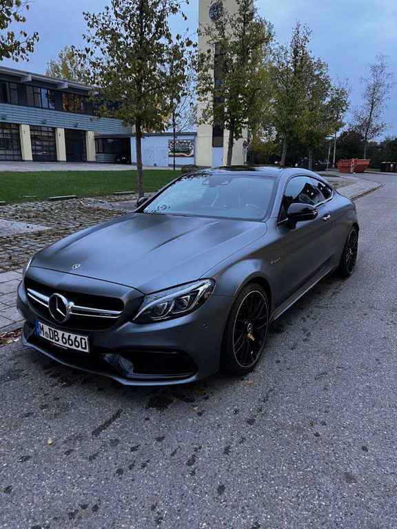 Image of Mercedes-Benz C 63 AMG