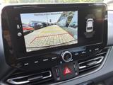 Hyundai i30 MJ25 1.5 TGDi 48V 6M/T Sondermodell ADVANTAG - Hyundai i30 mit Benzin-Antrieb: Navigationssystem, Limousine, Sondermodell