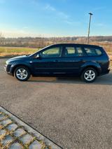 Ford Focus 1.6 Sport ,NEUER TÜV. GEPFLEGT - Ford Focus aus 2006: Kombi