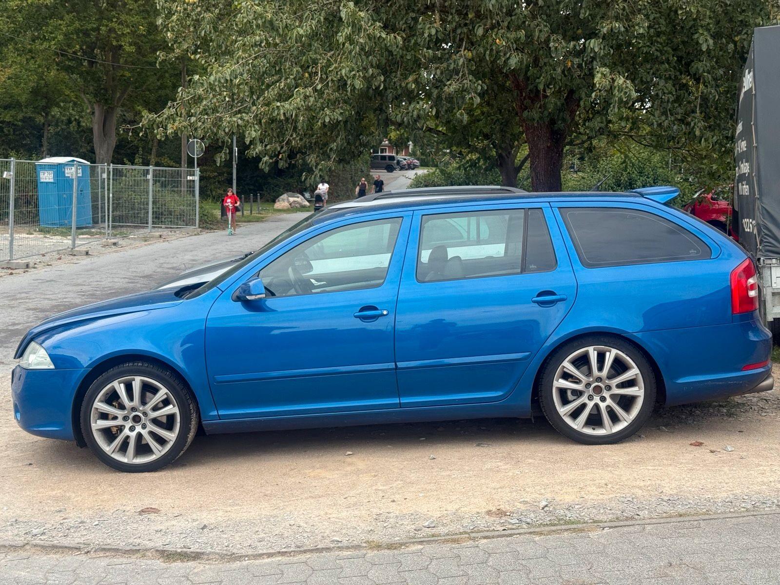 Skoda Octavia 2006 — interior