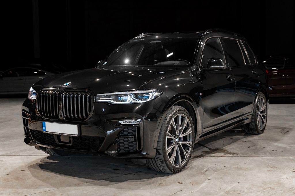 BMW X7 M50