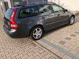 Volvo V50 Kombi 2.4l  140-PS .Mit Neue TÜV... - Volvo V50: 2.4