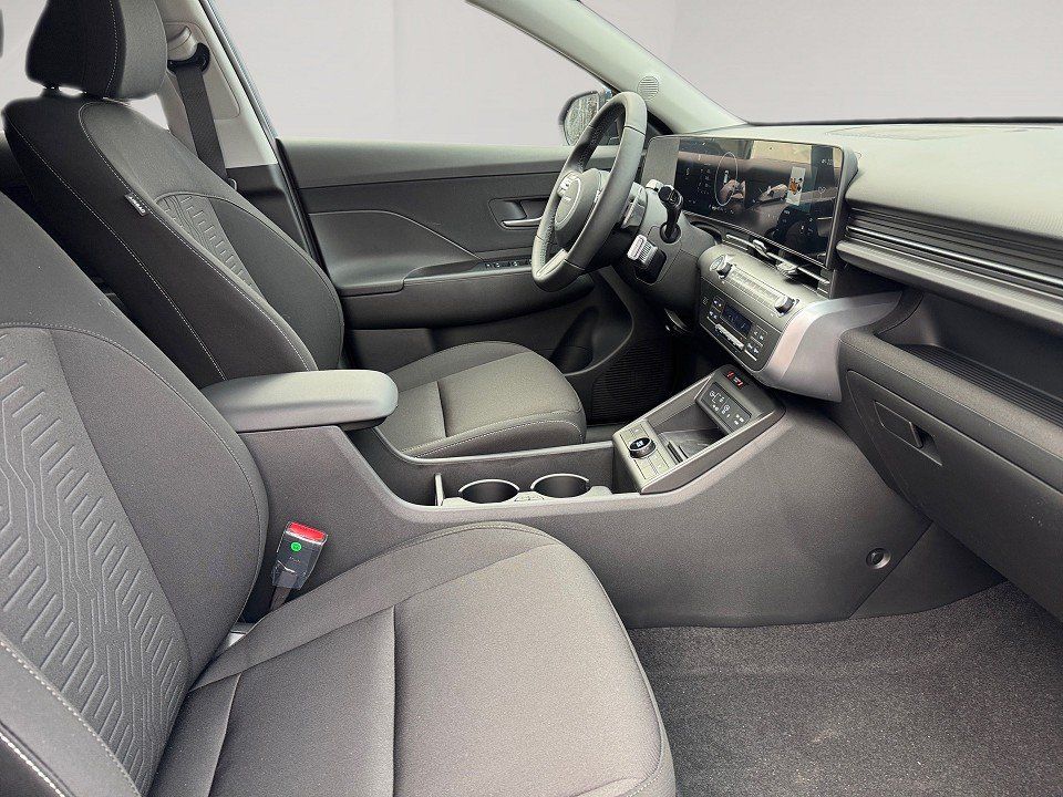 Fahrzeugabbildung Hyundai KONA Elektro 49kWh Trend Assistenz-Paket, el. He