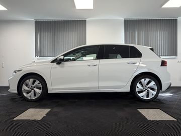 Volkswagen Golf - 5