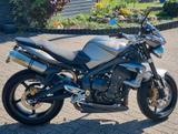 Triumph Street Triple 675 R, 72 kw, TIEFERGELEGT + Extra - Offers