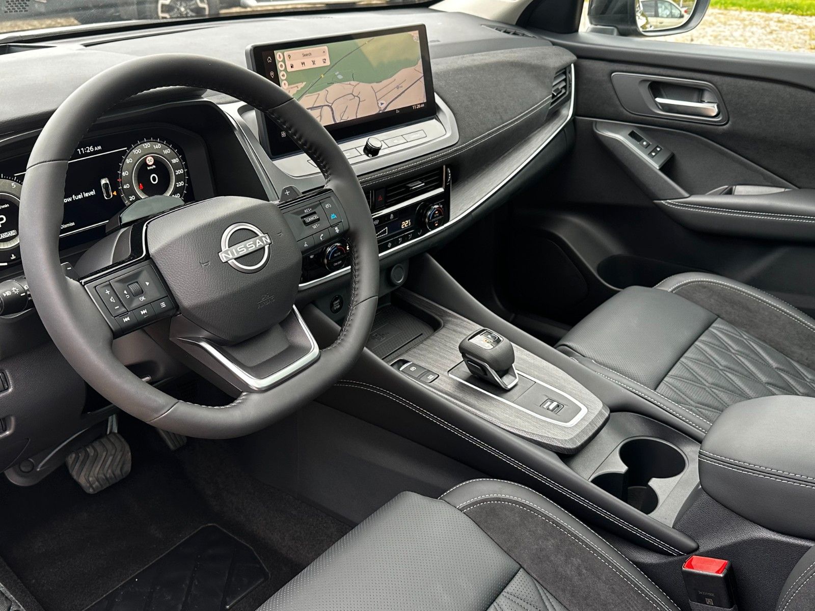 Fahrzeugabbildung Nissan Qashqai Tekna+ AHK/Leder/Pano/Bose