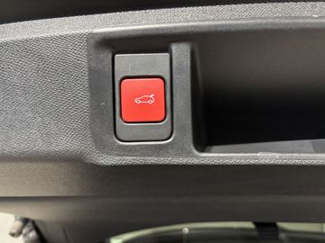 Fotografie 12 des Opel Astra Sports Tourer 1.2 Turbo Automatik Ultimate