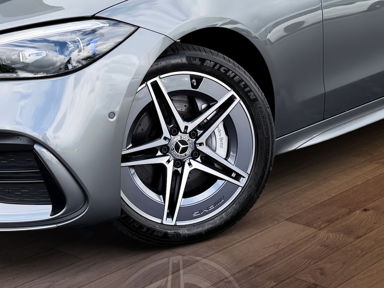 Fahrzeugabbildung Mercedes-Benz C 300 de T AMG PREM+AHK+DIG.LIGHT+DISTR+360+KEY