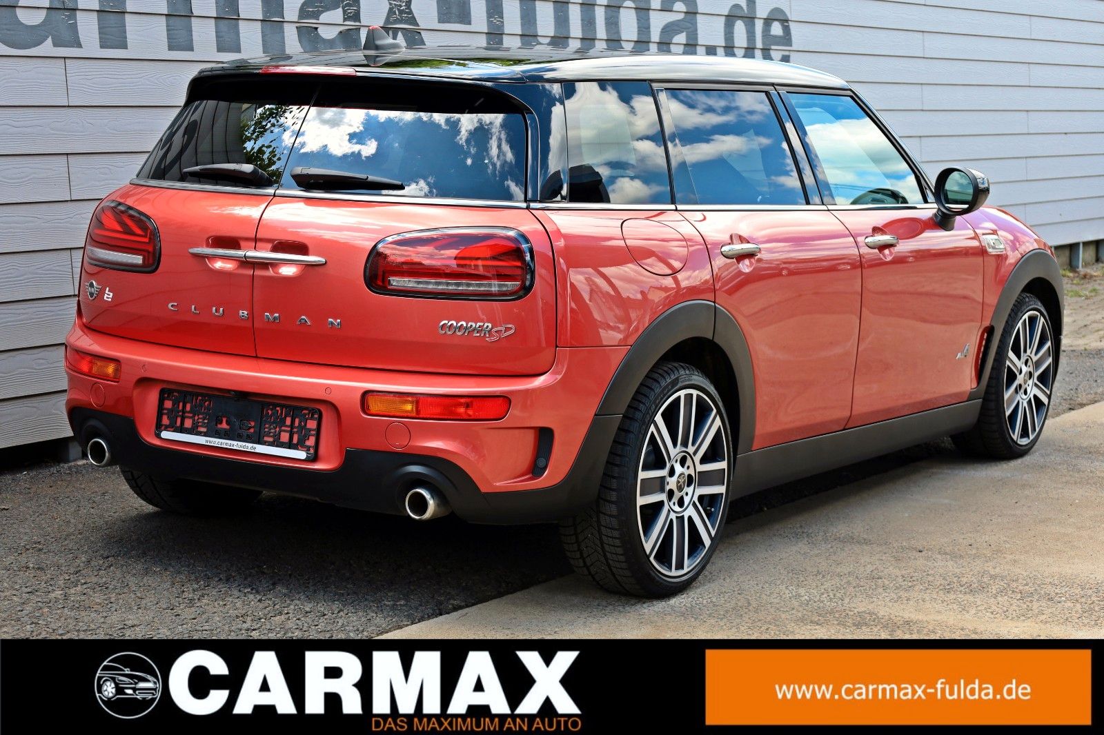 Fahrzeugabbildung MINI Clubman SD Cooper All4 Navi,LED,PanDach,Harman/K