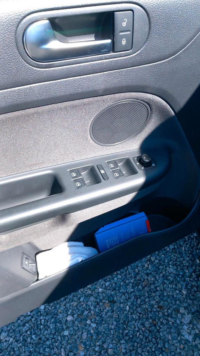 Volkswagen Golf 2011 — photo 6
