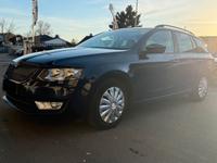 Skoda Octavia Combi Style*Klima*Carplay*
