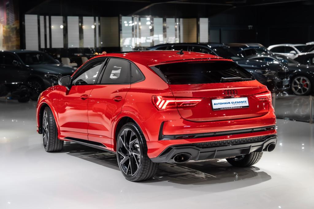 Audi RSQ3