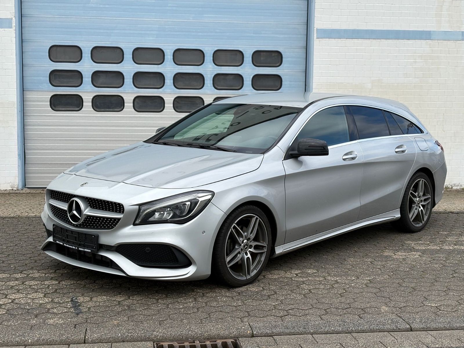 MERCEDES-BENZ CLA Shooting Brake