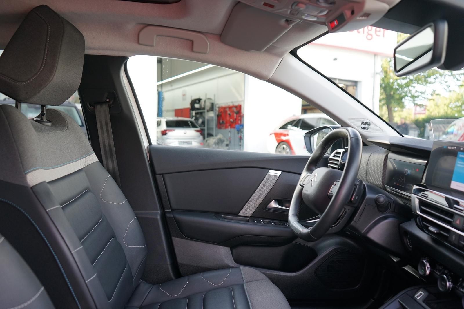 Citroën C4 1.2 12V e-THP Plus LED Navi ACC Totwinkel