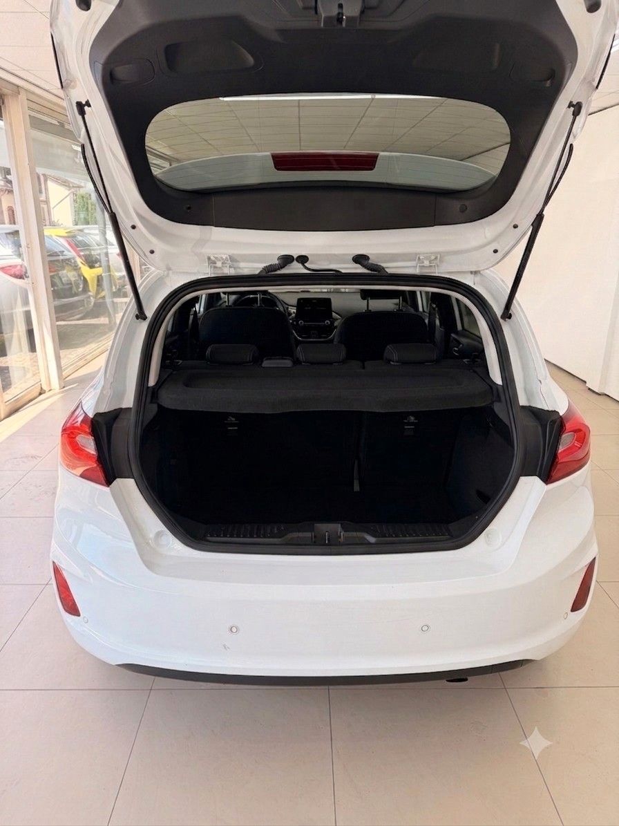 Fahrzeugabbildung Ford Fiesta Cool & Connect *Kamera*Sitzheizung*