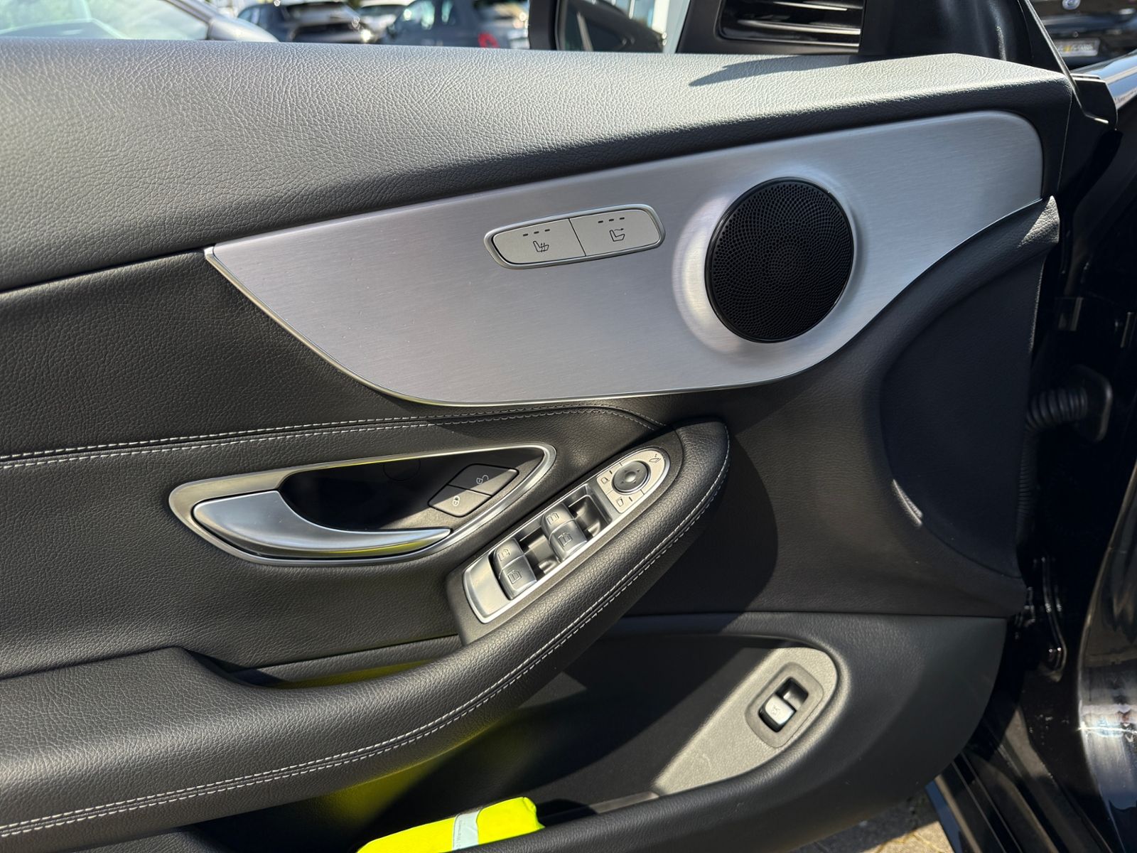 Fahrzeugabbildung Mercedes-Benz C200 AMG-Line LED NAVI ALU