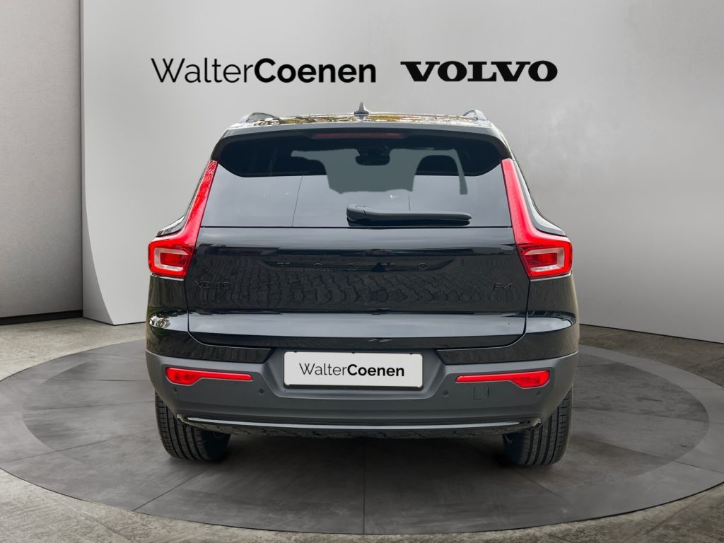 VOLVO XC40 B4 B DKG Ultra Black Edition, Licht-P.,FHZ VOLVO XC40 B4 B DKG Ultra Black Edition, Licht-P.,FHZ