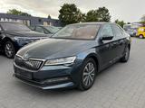 Skoda Superb Style 1.4 iV/ACC/PDC/LED - Skoda Superb mit Hybrid-Antrieb: Limousine