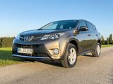 Toyota RAV 4 2.2 AHK 110 kW 4x4 AWD Diesel Edition - Toyota RAV 4 mit Diesel-Antrieb: Allradantrieb, Geländewagen