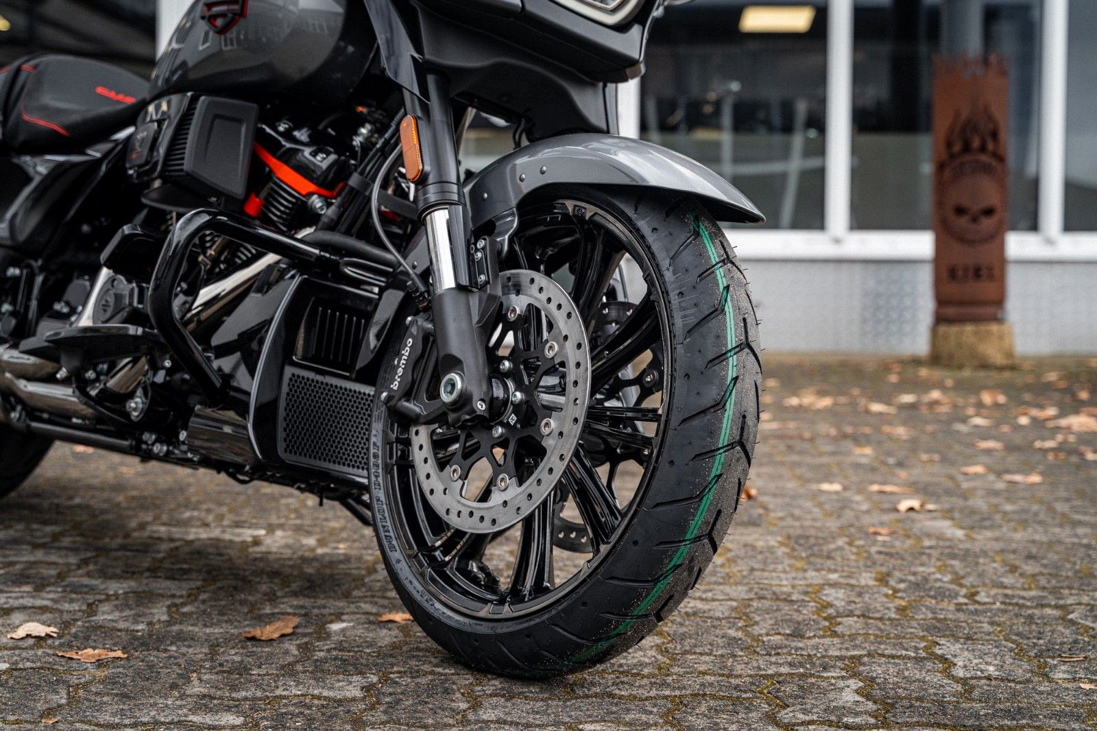 Fahrzeugabbildung Harley-Davidson CVO Street Glide  FLHXSE 121 CUI MY25 kurz. Ver.