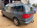 Volkswagen Sharan 2.0 Highline Family Sitzhzg Klimaatm AHK - VW Sharan Gebrauchtwagen in Leipzig
