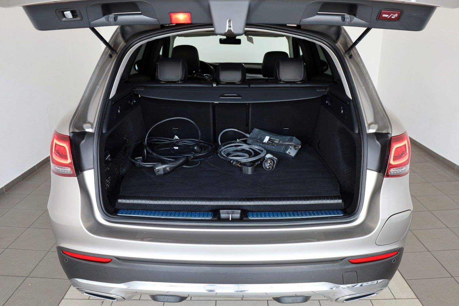 Fahrzeugabbildung Mercedes-Benz GLC 300 de 4Matic,Leder,Navi,LED,SH,Kamera,AHK