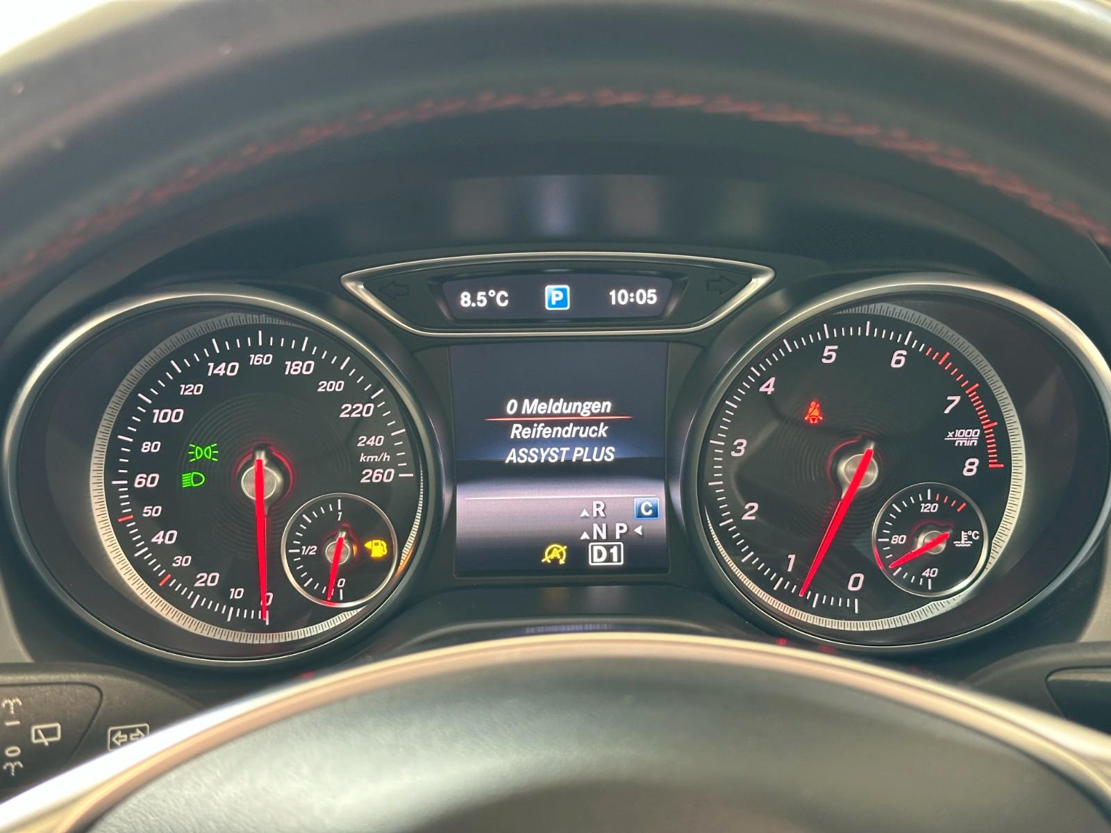 MERCEDES-BENZ CLA 250 SHOOTING BRAKE SPORT 4MATIC AMG LINE Toit Ouvrant Panoramique Sièges Sport Cuir Chauffants - 2EME MAIN