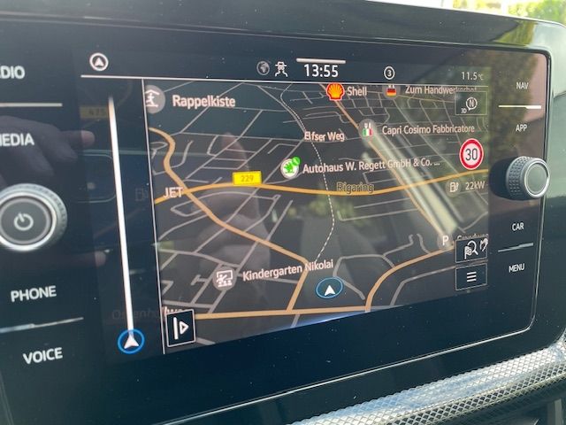 T-Cross 1.0 TSI Life IQ Drive Navi LED ACC Apple