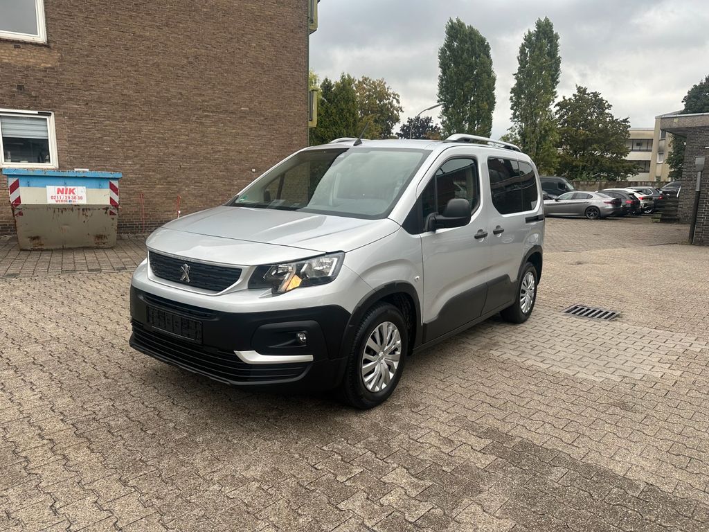 Image of Peugeot Rifter