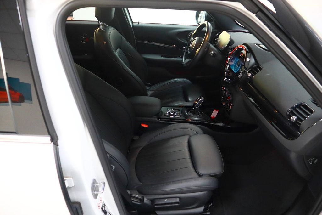 MINI Cooper Clubman 2023