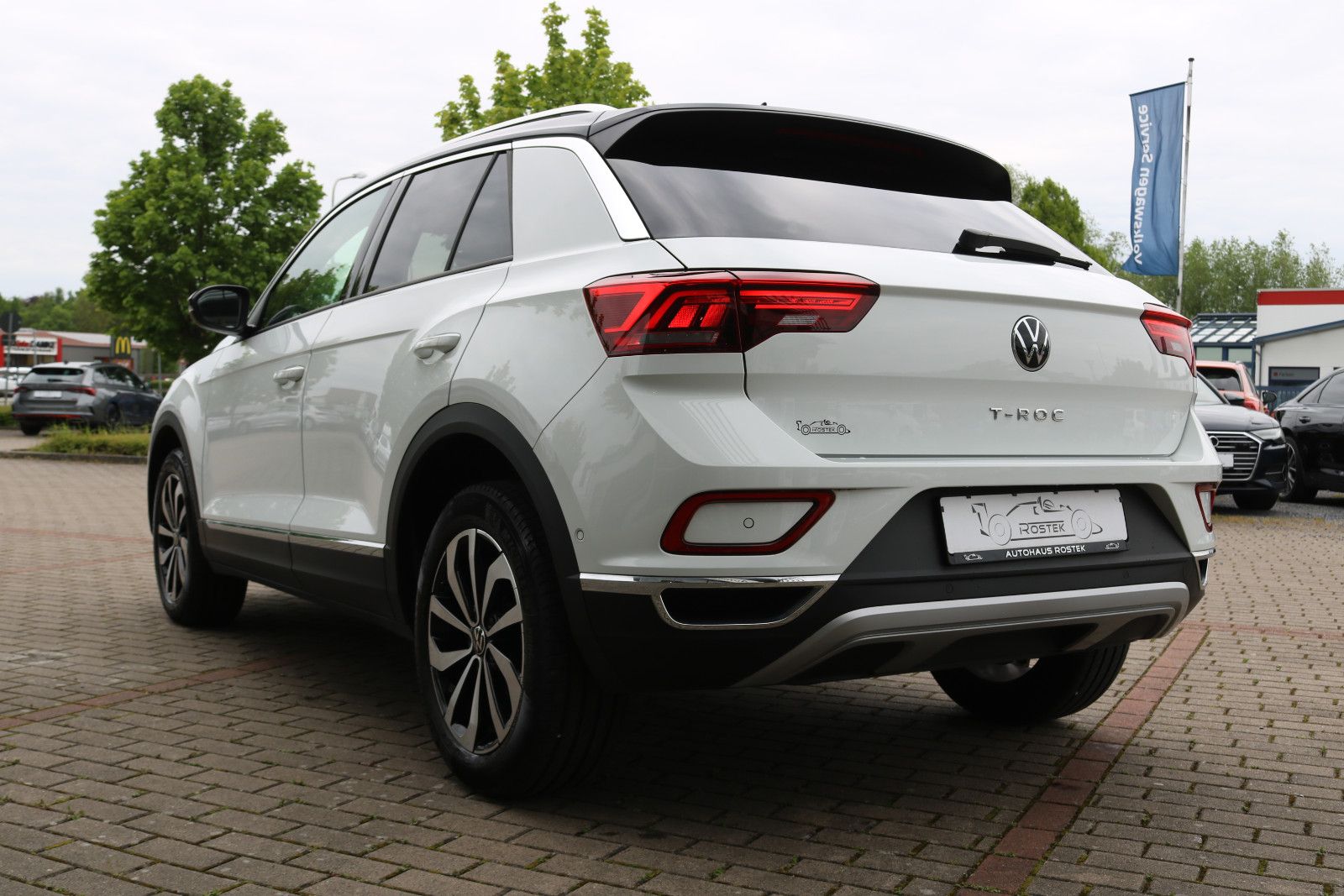Volkswagen T-Roc Style 1.0 TSI /Massage/Navi/ACC/ParkLenk/ foto 4