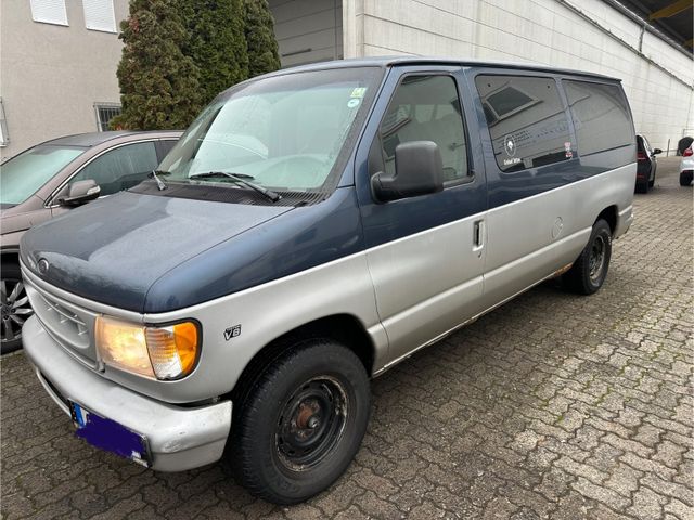 Ford Econoline E150 4,6 V8