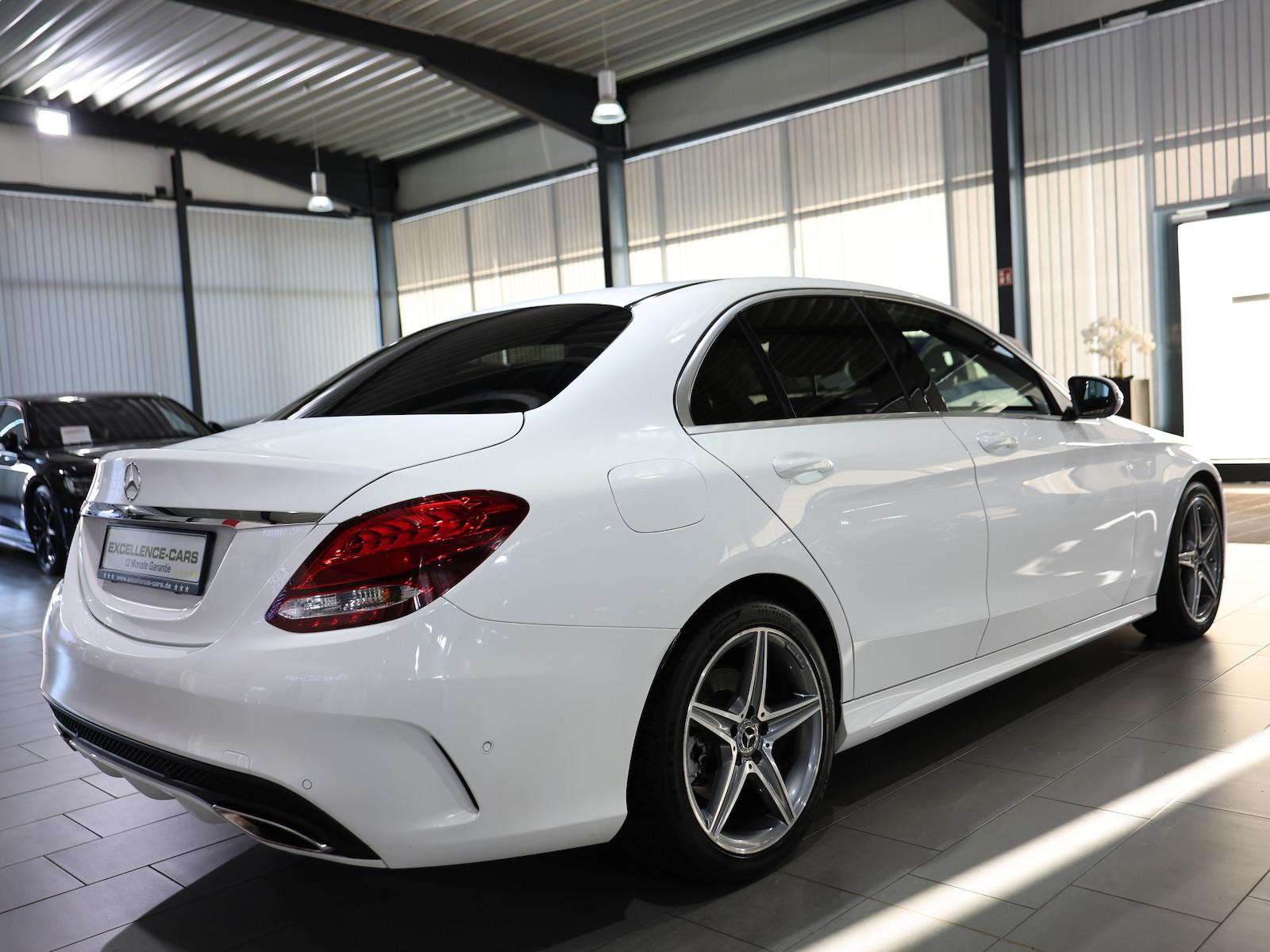 Mercedes-Benz C 180 CGI LIMOUSINE AMG-LINE STYLING VOLL-LEDER