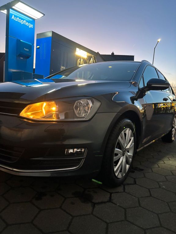 Image of Volkswagen Golf