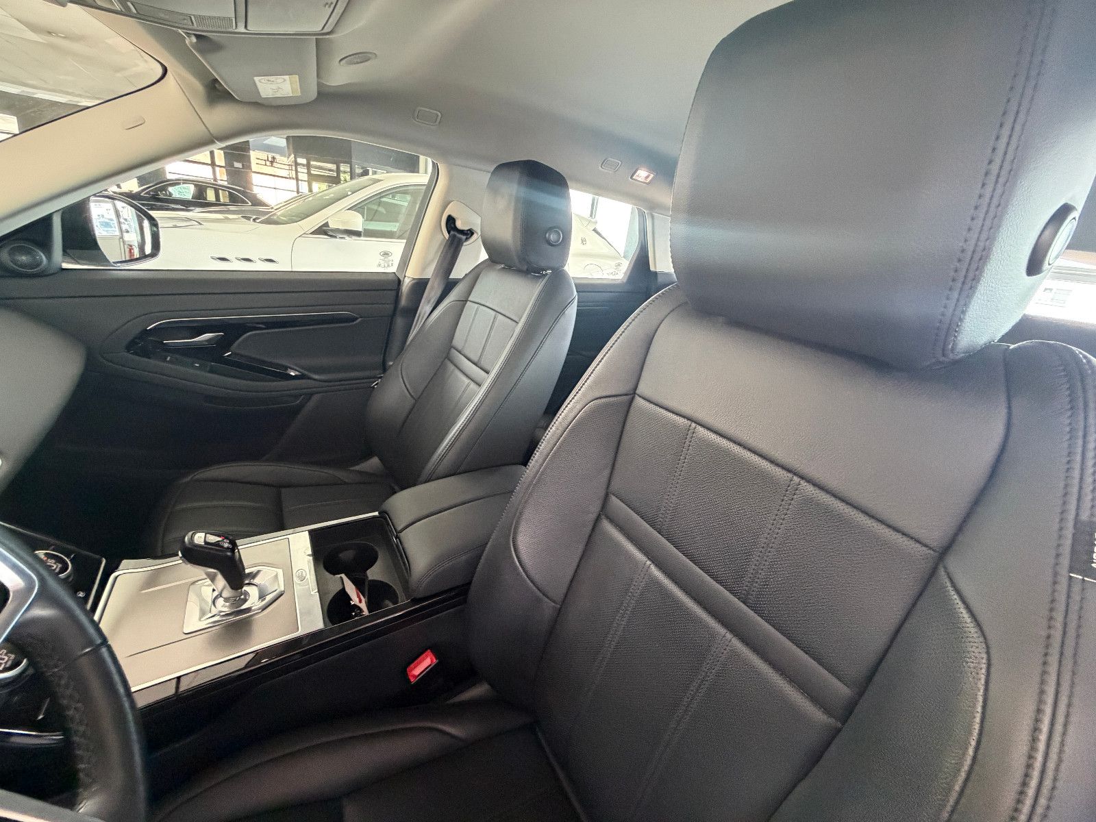 Fahrzeugabbildung Land Rover Range Rover Evoque S Hybrid/P300/360°/APPLE/NAVI