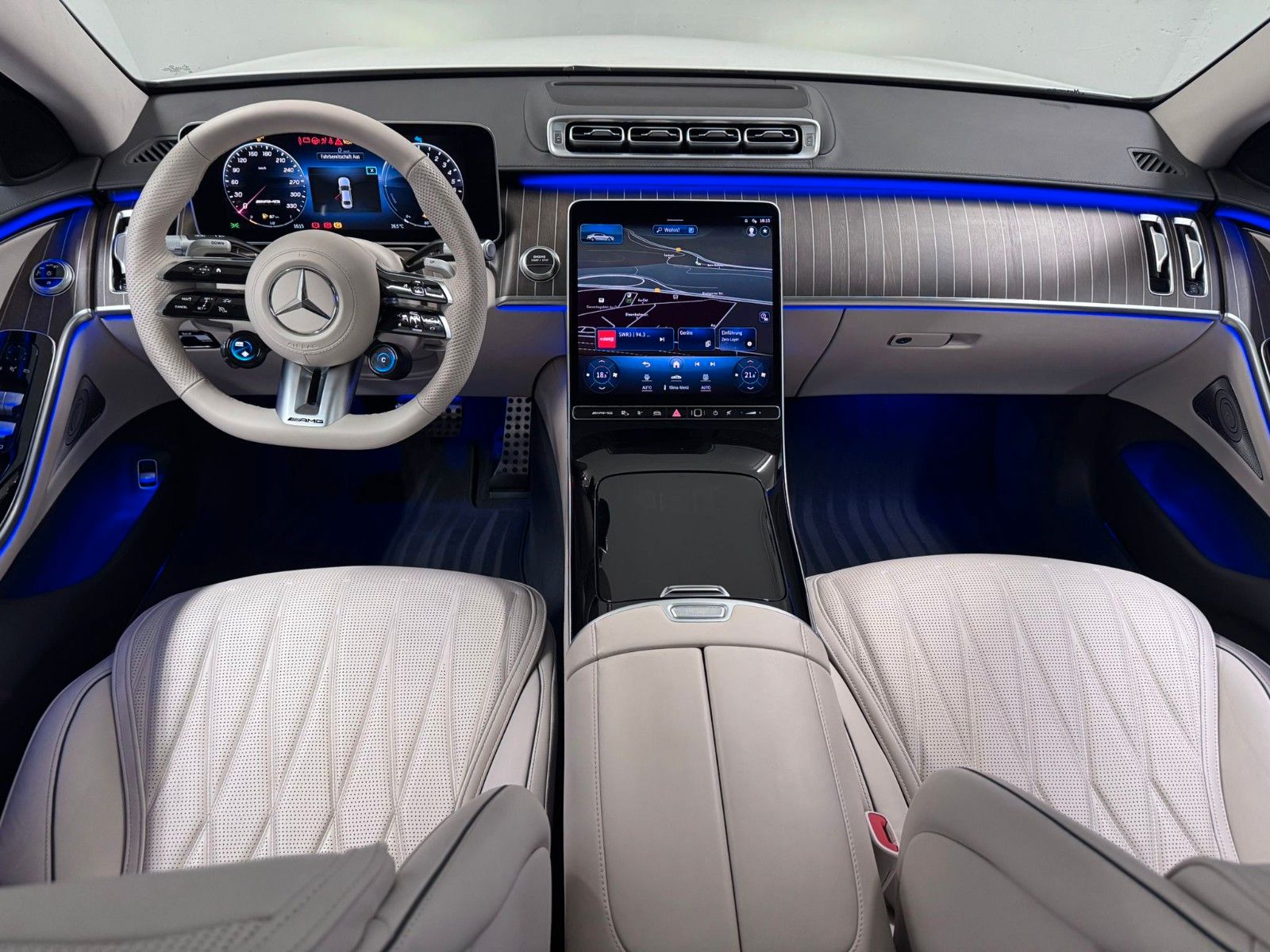 Fahrzeugabbildung Mercedes-Benz S 63 E Performance L *PANORAMA*MANUFAKTUR*