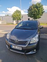 Toyota Verso 1.8l Valvematic Life 7-Sitzer Life - Toyota Verso Gebrauchtwagen in Berlin