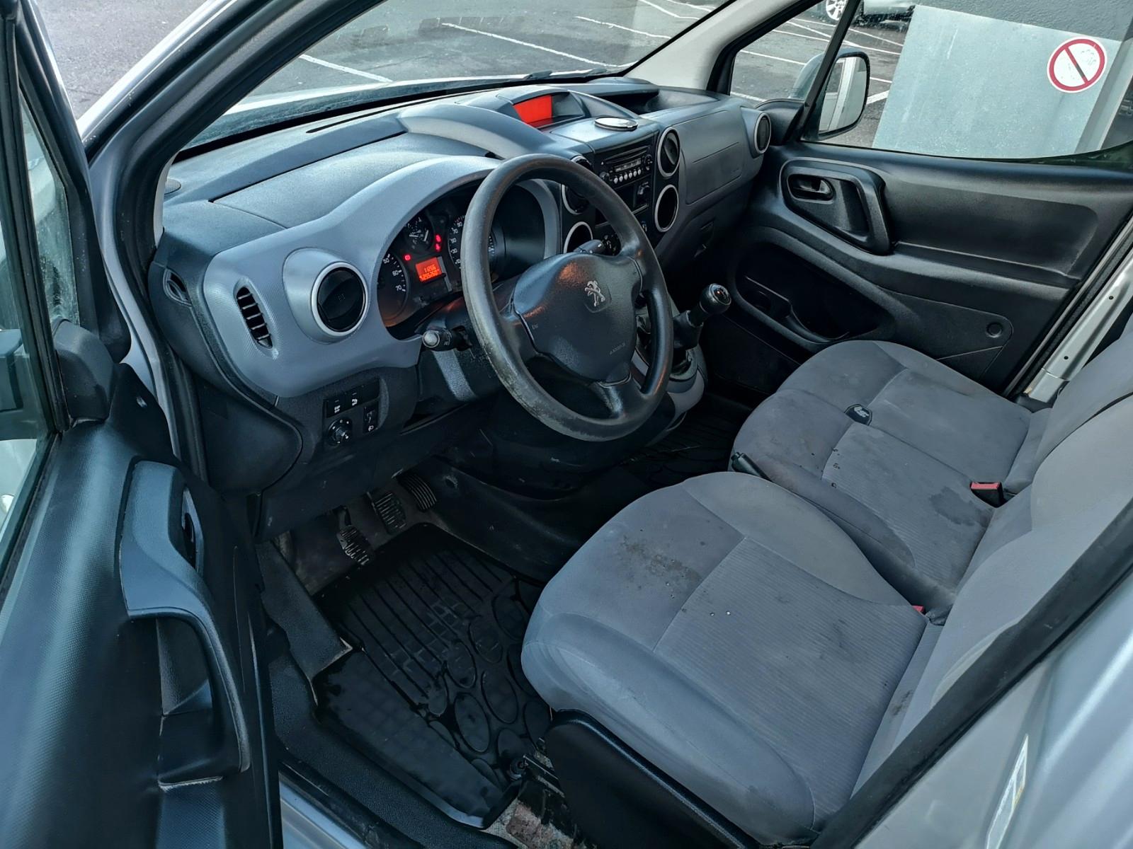 Peugeot Partner L1 Komfort 1.HAND KLIMA PARKTRONIK EURO5
