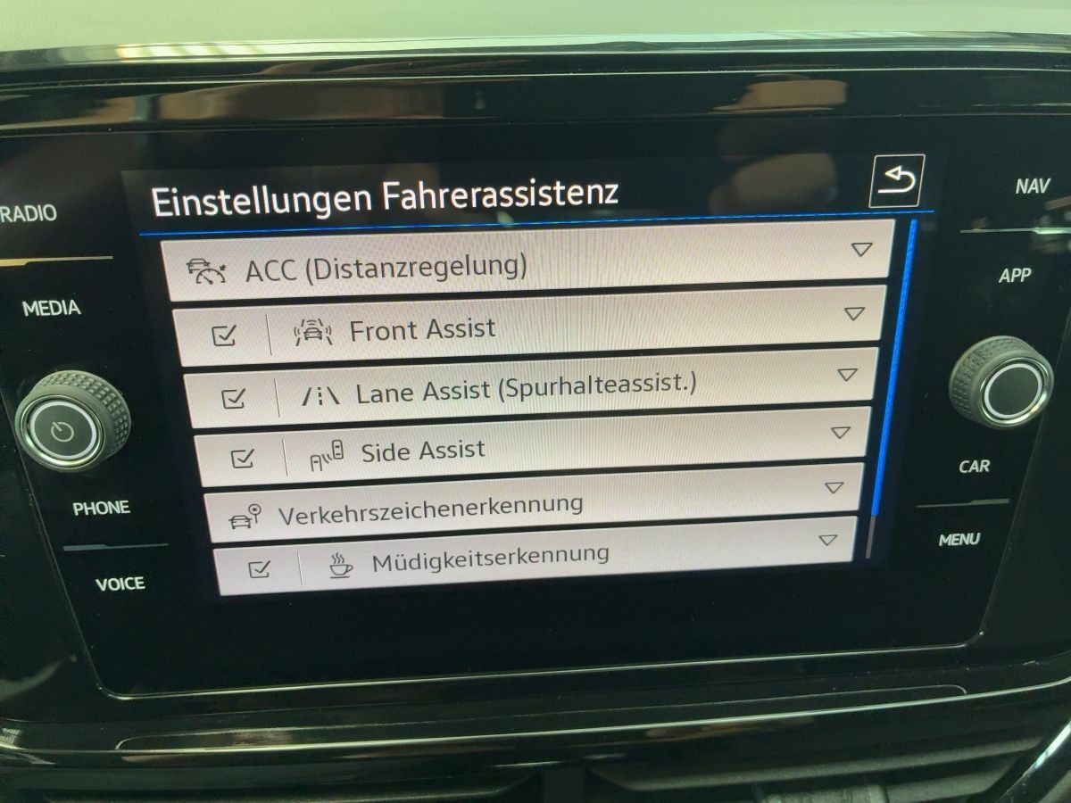 Volkswagen T-Roc - Bild 17