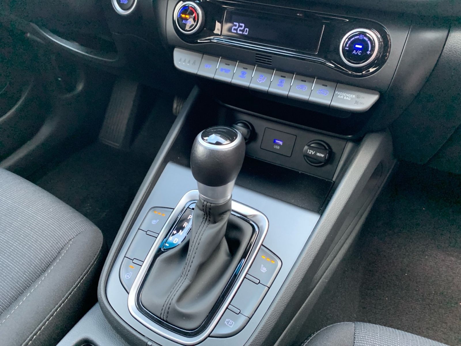 Fahrzeugabbildung Hyundai KONA 1.6 GDI Edition 30+ Hybrid Navi LED 1Hd