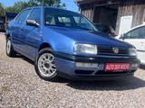 Volkswagen Vento 1.8i Limousine AUS1.HAND NUR38.000KM - Volkswagen Vento: Limousine