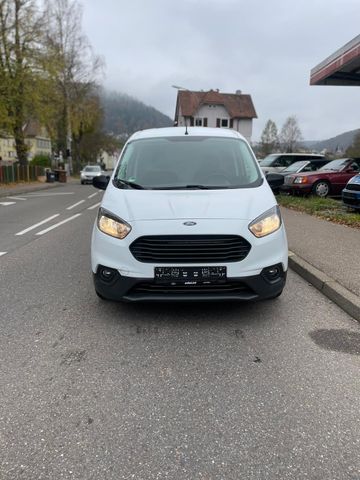 Ford Courier