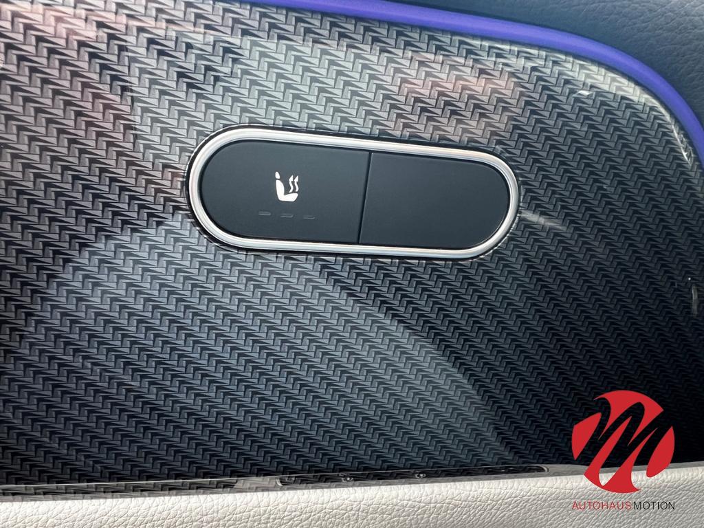 Mercedes-Benz GLB 220