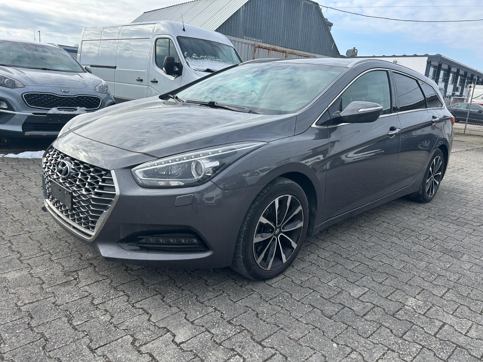 Hyundai i40 1.7 CRDi 104kW blue Style