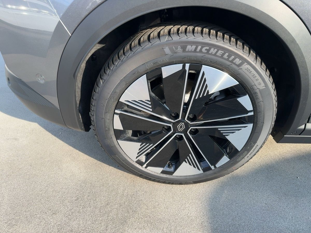 Fahrzeugabbildung Renault Scenic E-Tech 100% ele Techno 220 Long Range