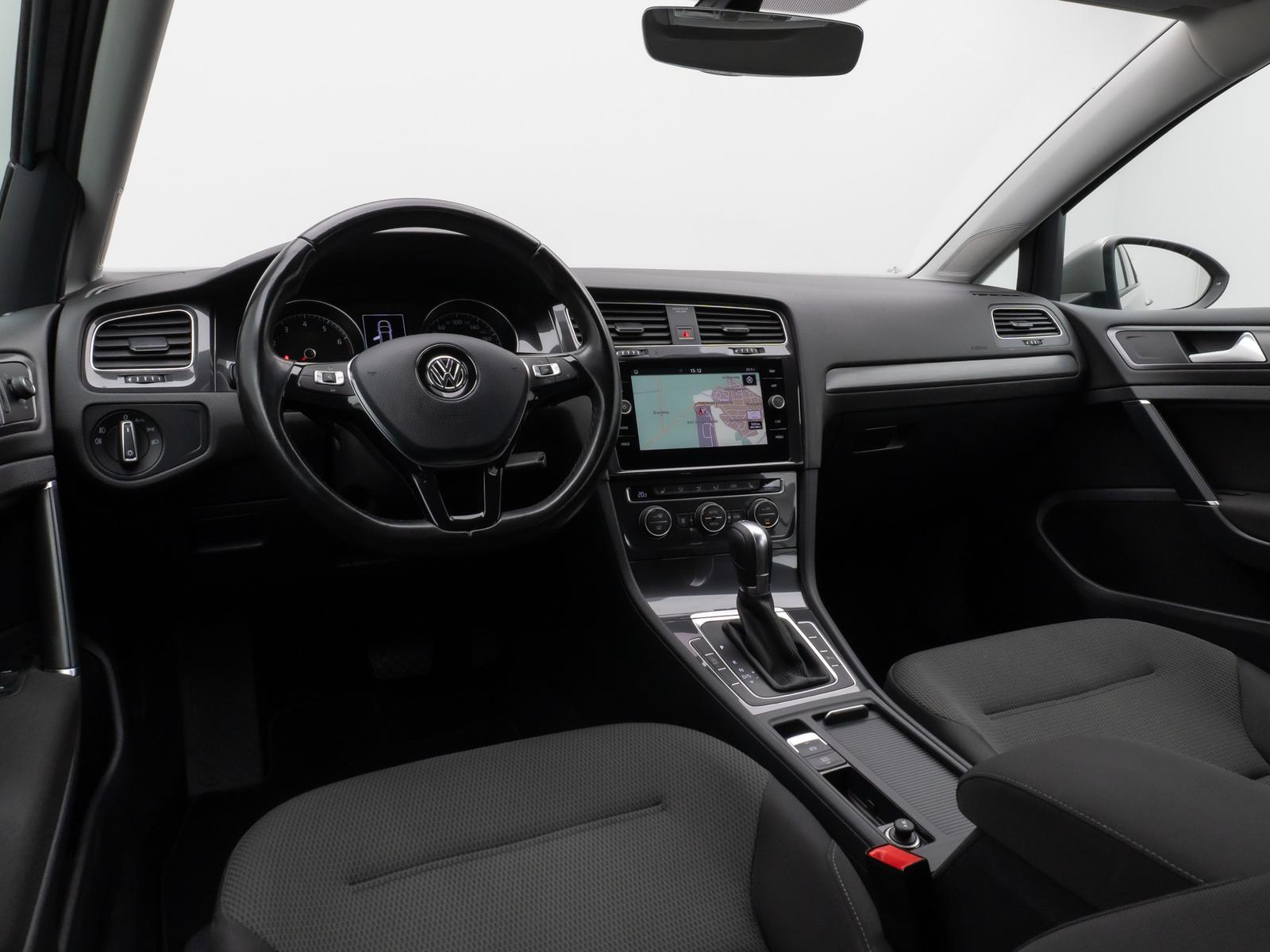Volkswagen Golf VII Variant Comfortline Navi PDC Standheiz