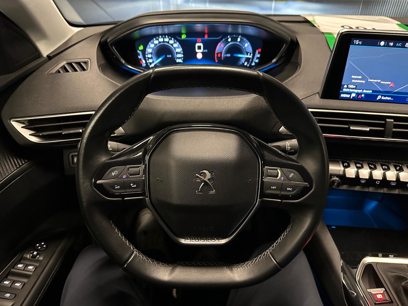 Peugeot 3008 Blue-HDI Allure *Full/LED*T-LEDER*AHK*NAVI*