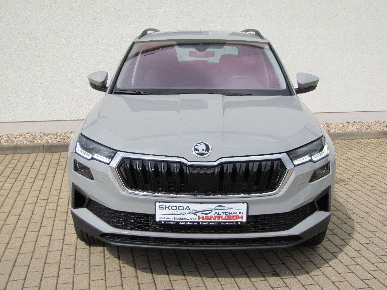 Fahrzeugabbildung SKODA Karoq Selection 2.0l TDI 150PS 7-Gang DSG 4x4