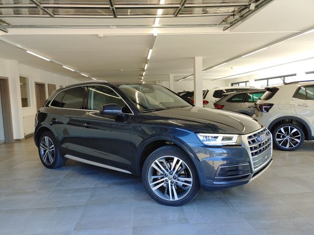 Audi Q5 2.0 TDI S tron quattro sport AHK/MMI+/LED/Cam