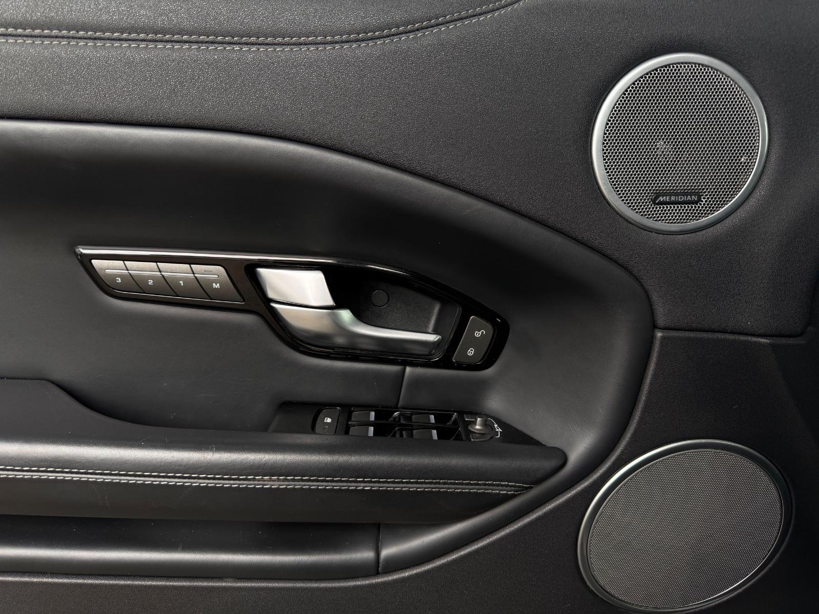 Land Rover Range Rover Evoque HSE Dynamic NAVI/XENON/LEDER